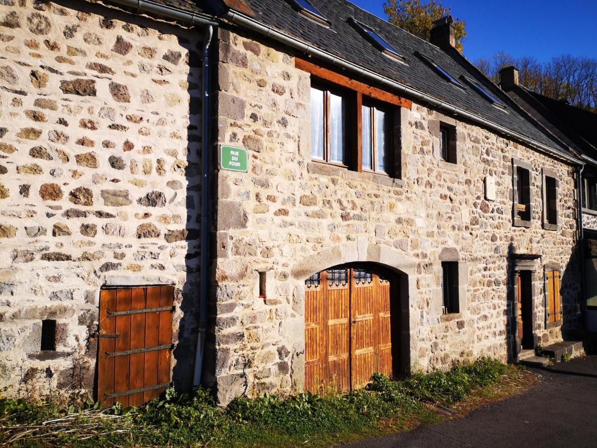 Maison De Varennes Chambon-sur-Lac Buitenkant foto