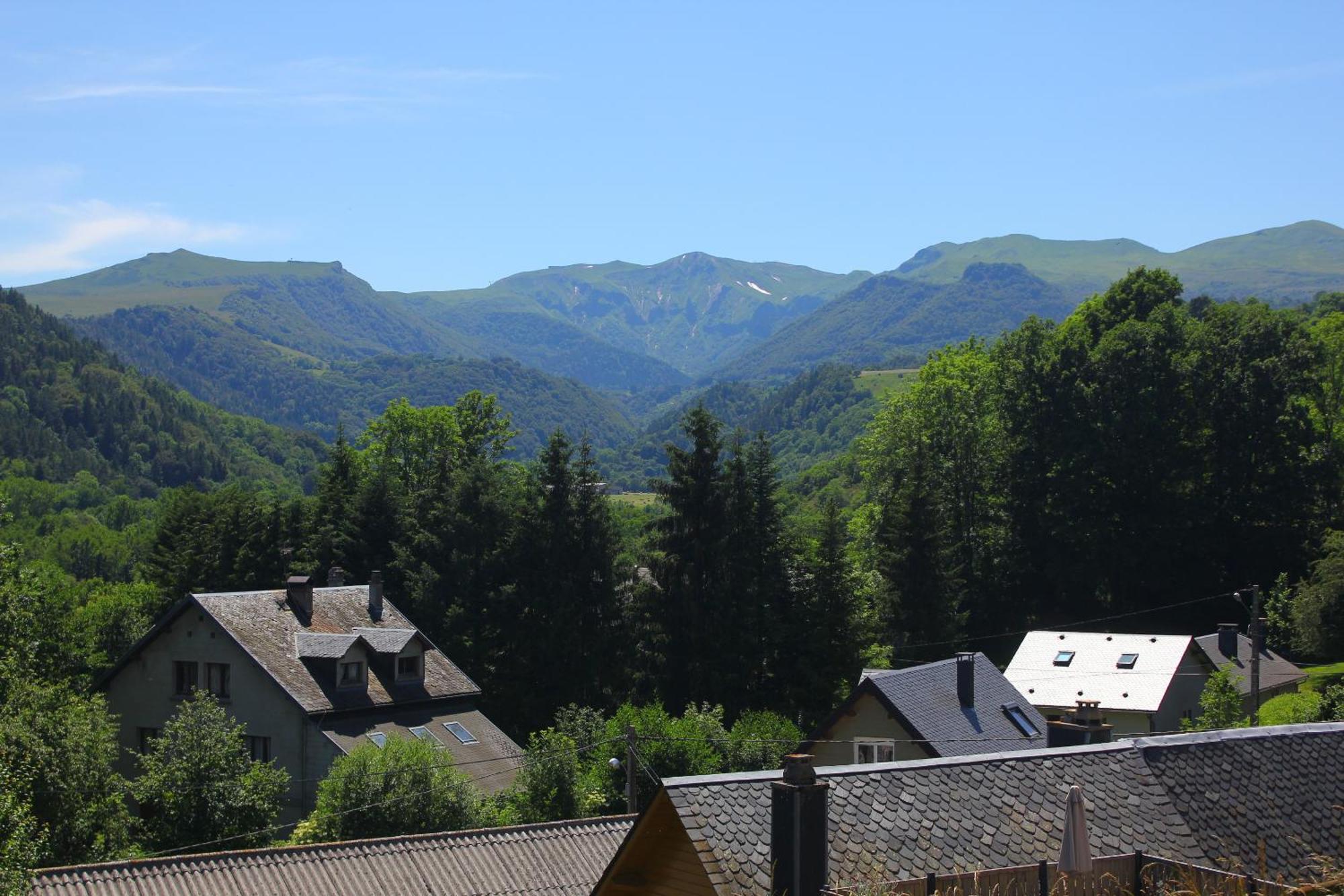 Maison De Varennes Chambon-sur-Lac Buitenkant foto