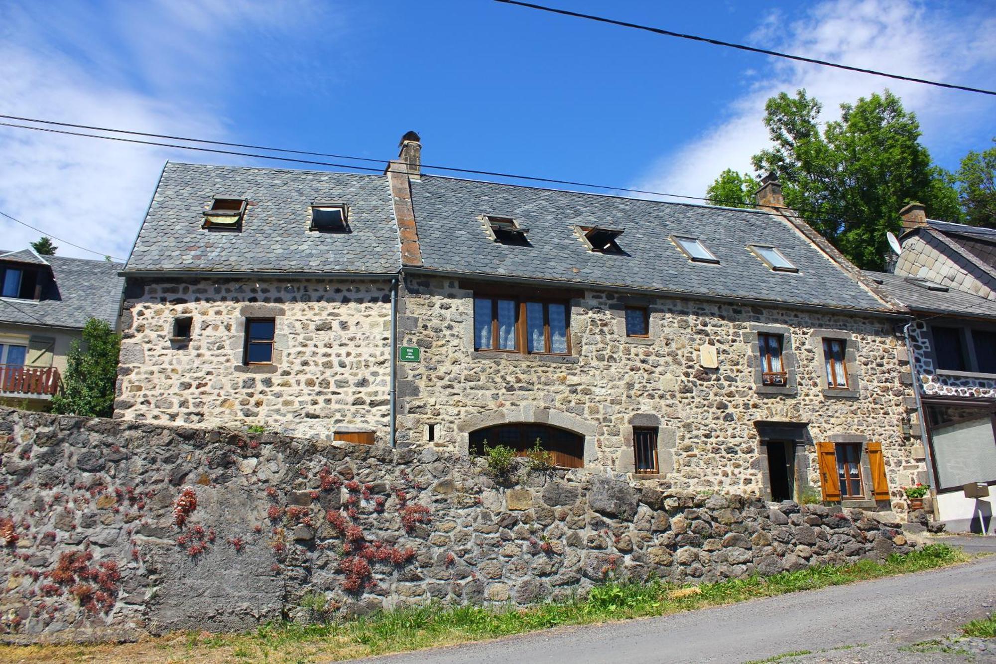 Maison De Varennes Chambon-sur-Lac Buitenkant foto